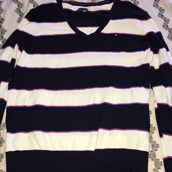 Tommy Hilfiger sweater - Picture 1 of 1